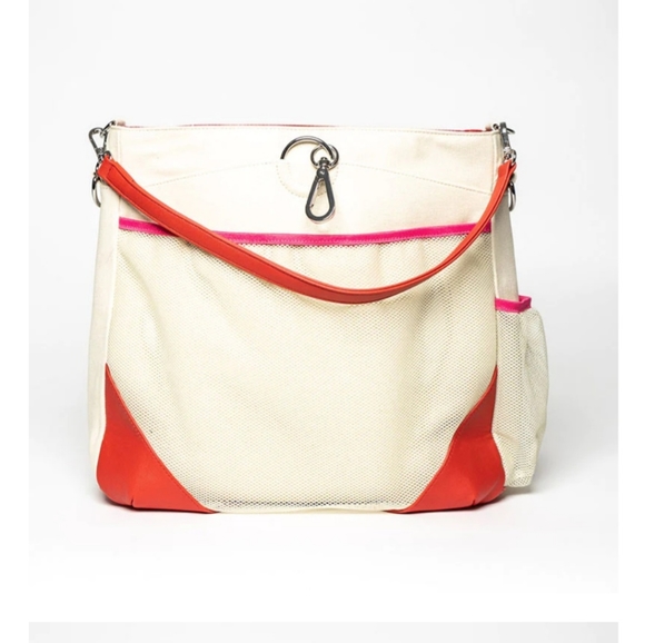 Georgie and Lou, the Parker Pickleball Bag Durable yet Lightweight - Picture 6 of 6